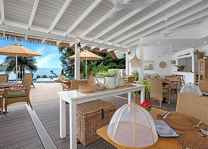 Hotel The Bay Seychelles Boutique And