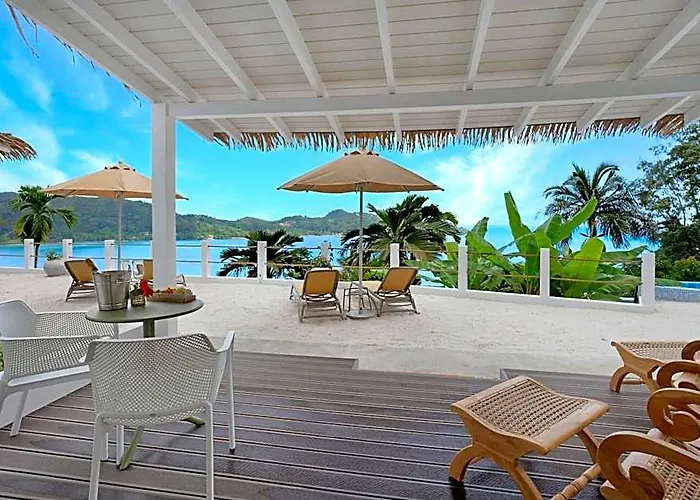 Hotel The Bay Seychelles Boutique And 4*